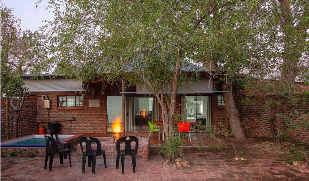 Kruger Wild Dog Inn Marloth Park Esterno foto